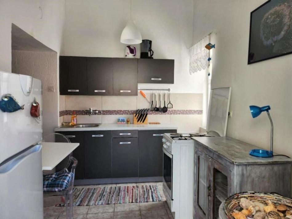Apartment Dolores Cres Bagian luar foto